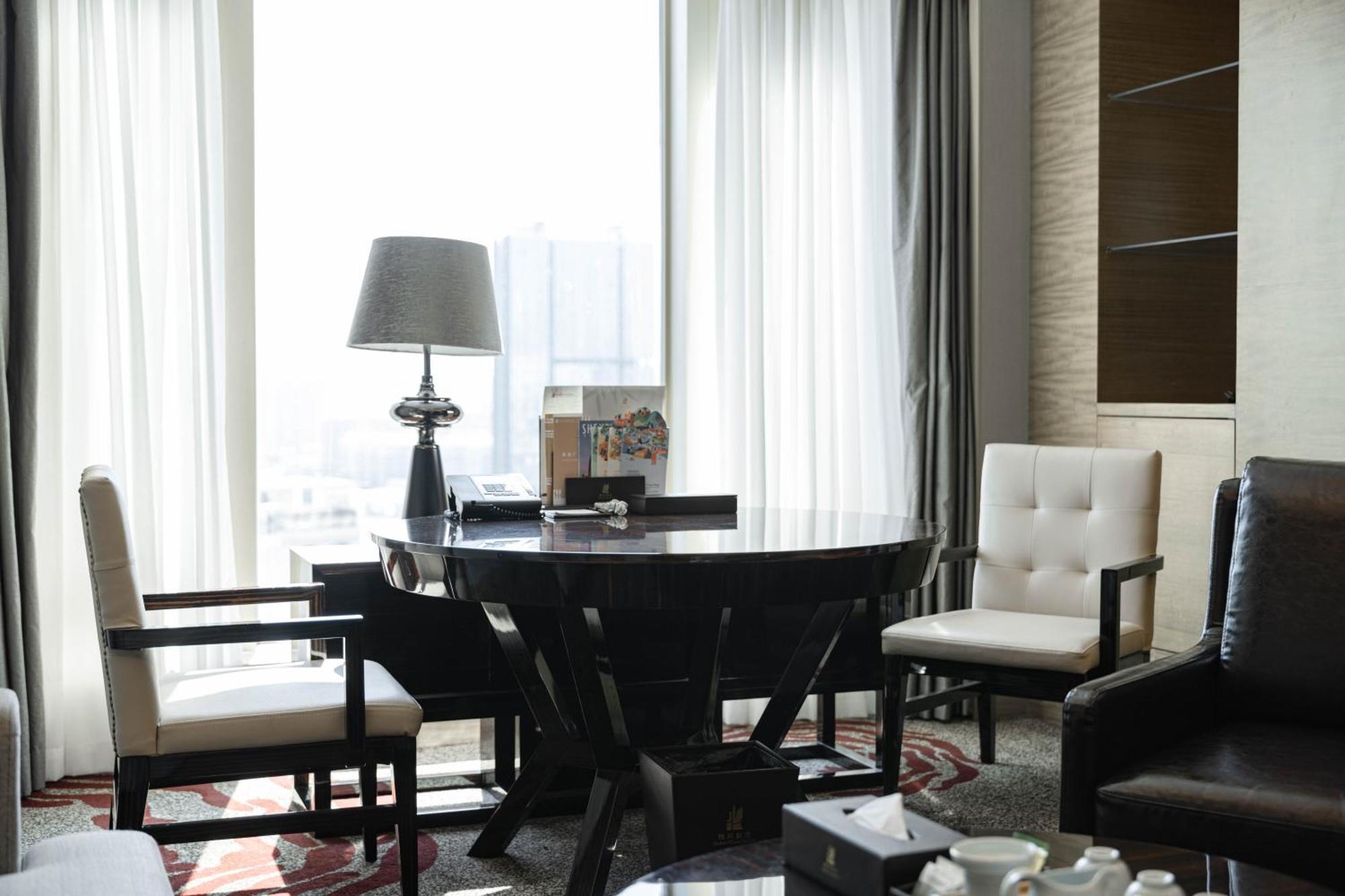 Shenzhen Langyue International Hotel Екстер'єр фото